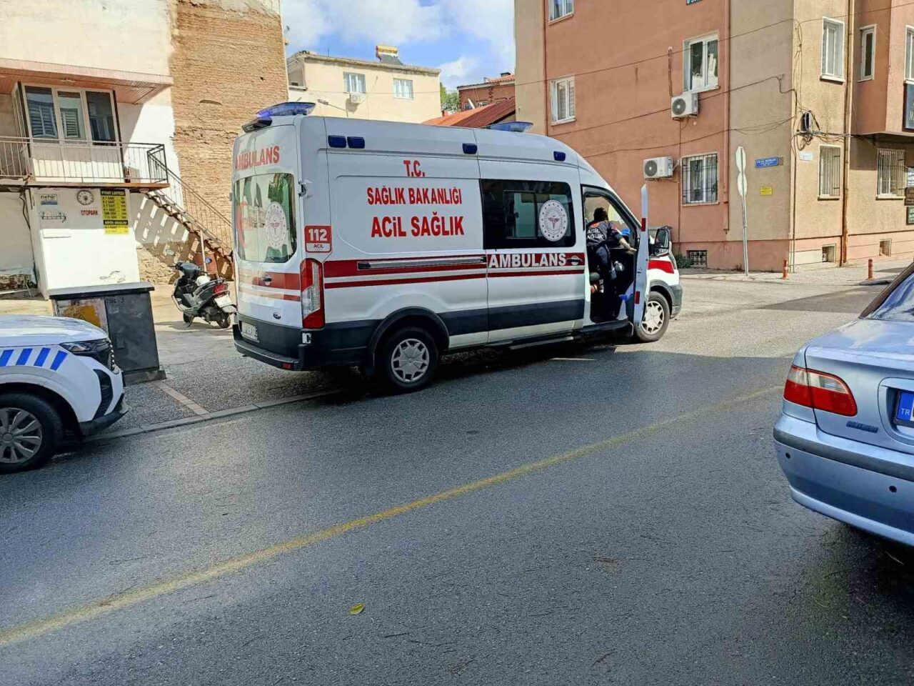 Aydın'ın Efeler ilçesinde 55 yaşındaki yatalak Sebahat Çetin, eşi H.Ç.