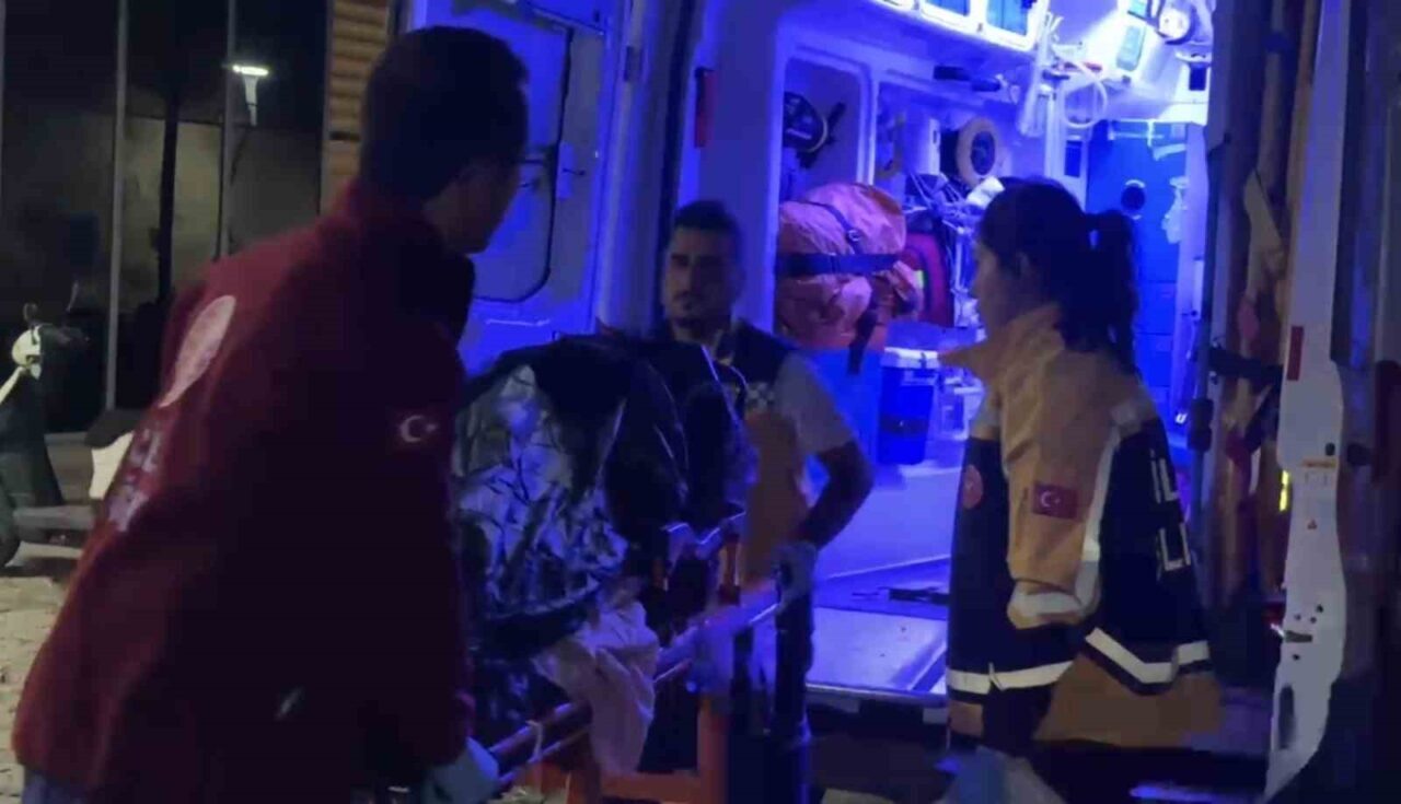 Bodrum'da 19 yaşındaki Z.U.K., doğum yaptıktan sonra bebeğini havluya sarıp