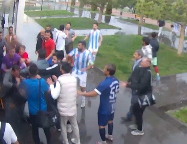 Kayseri 2. Amatör Lig'deki bir maçın ardından Talas Denizspor Teknik