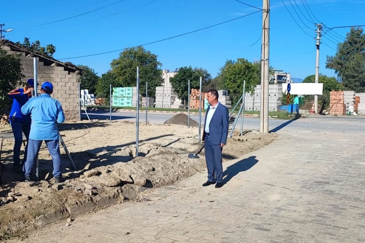 Yenipazar Belediyesi, yol, altyapı ve park düzenlemeleri gibi çeşitli projeleri