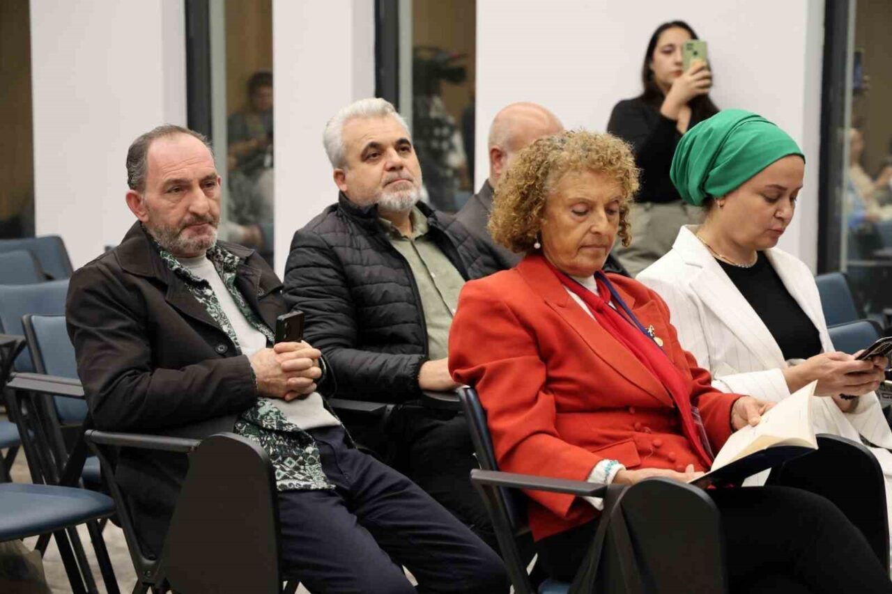 Uluslararası 15. Kocaeli Kitap Fuarı, zengin etkinliklerle dolu bir kültürel