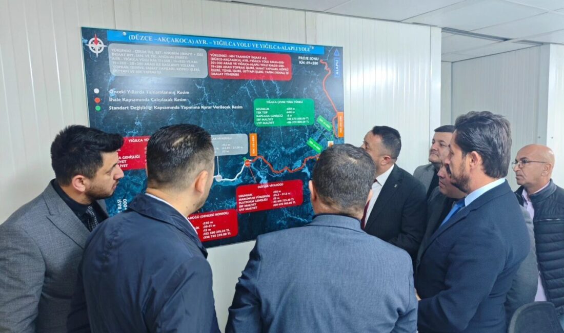 Düzce-Yığılca Ulaşımında Çığır Açacak Akçaören Viyadüğü Projesi İncelendi Düzce'nin Yığılca ilçesini merkeze bağlayacak olan Akçaören Viyadüğü projesinin çalışmaları,