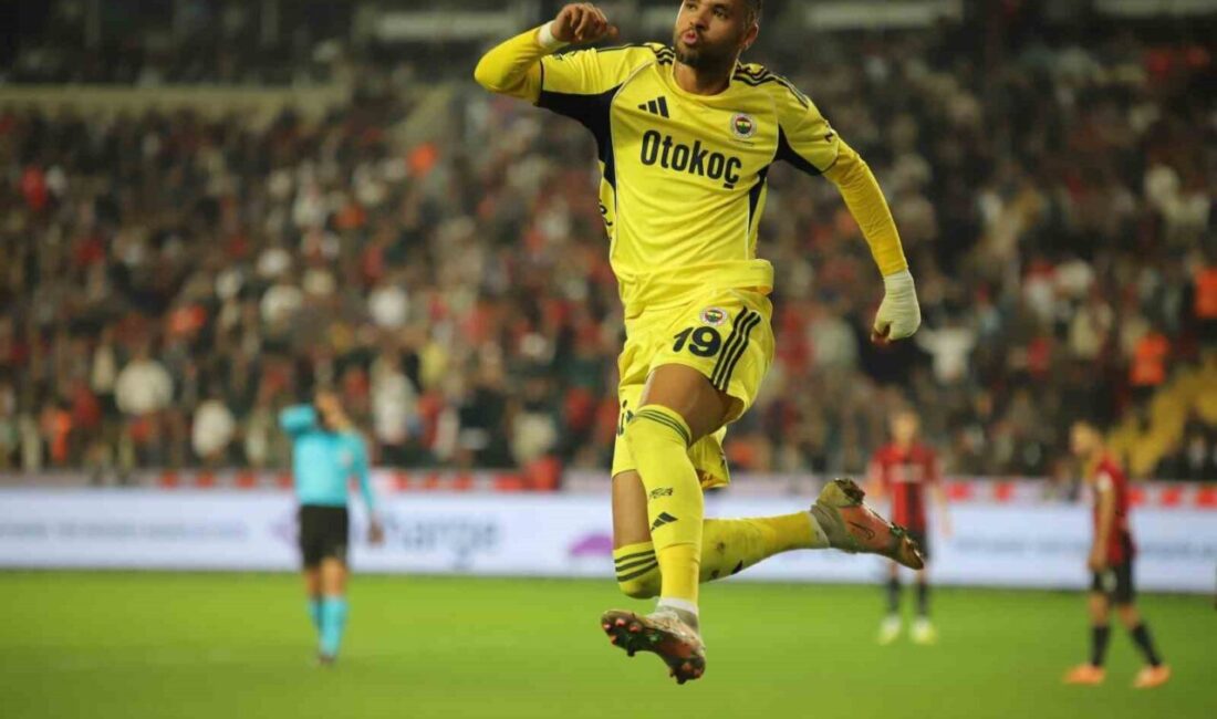 Fenerbahçe'nin forveti Youssef En-Nesyri, Gaziantep FK karşısında 2 gol atarak