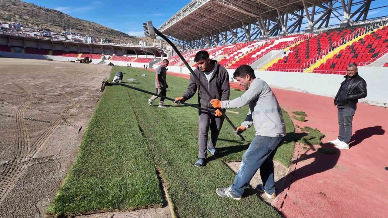 Yozgat'taki Bozok Stadı inşaatı sona yaklaşıyor. AK Parti Milletvekili Süleyman