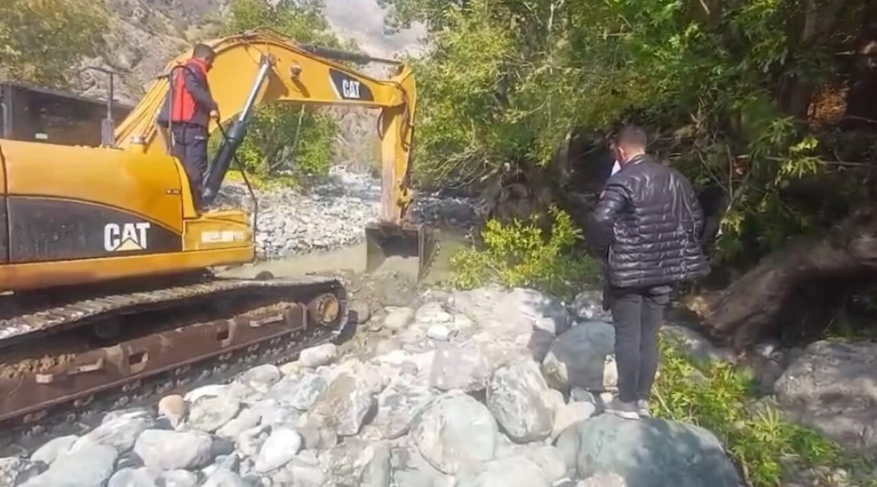 Hakkari’nin Yüksekova ilçesinde 10 Mayıs'ta Avaşin Deresi'ne düşerek kaybolan 16