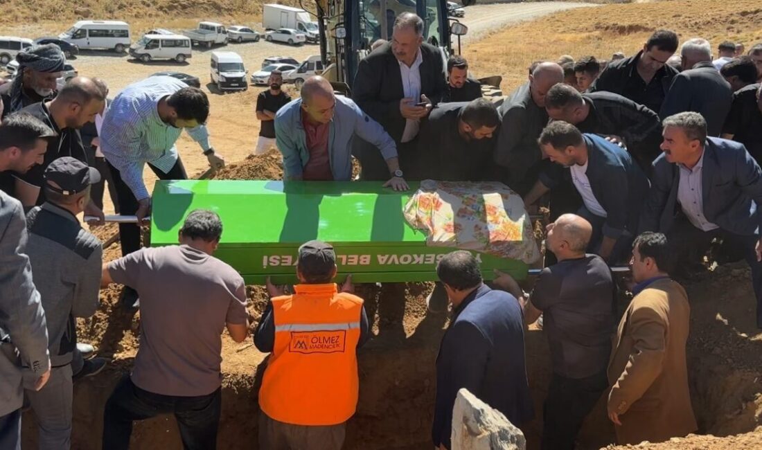 İstanbul Beylikdüzü'nde kaza sonucu yaşamını yitiren 15 yaşındaki Arnisa Bozkurt,