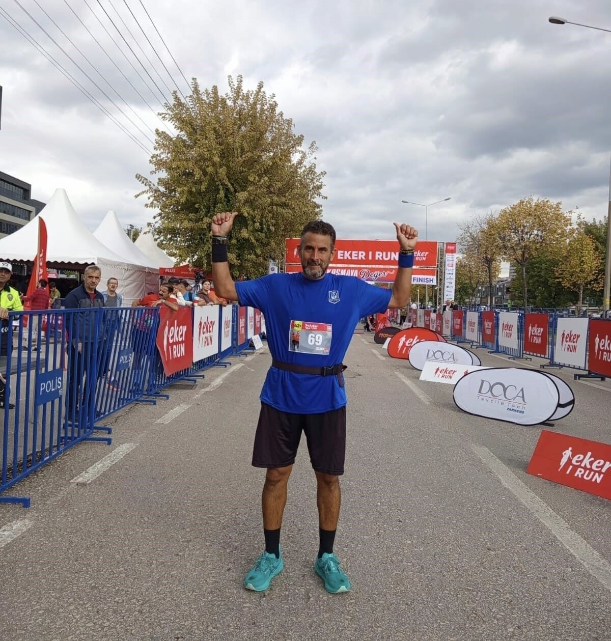 Yunusemre Belediyespor'un maratoncusu Kerem Karay, 12. Eker-Run Uludağ Maratonu'nu 3