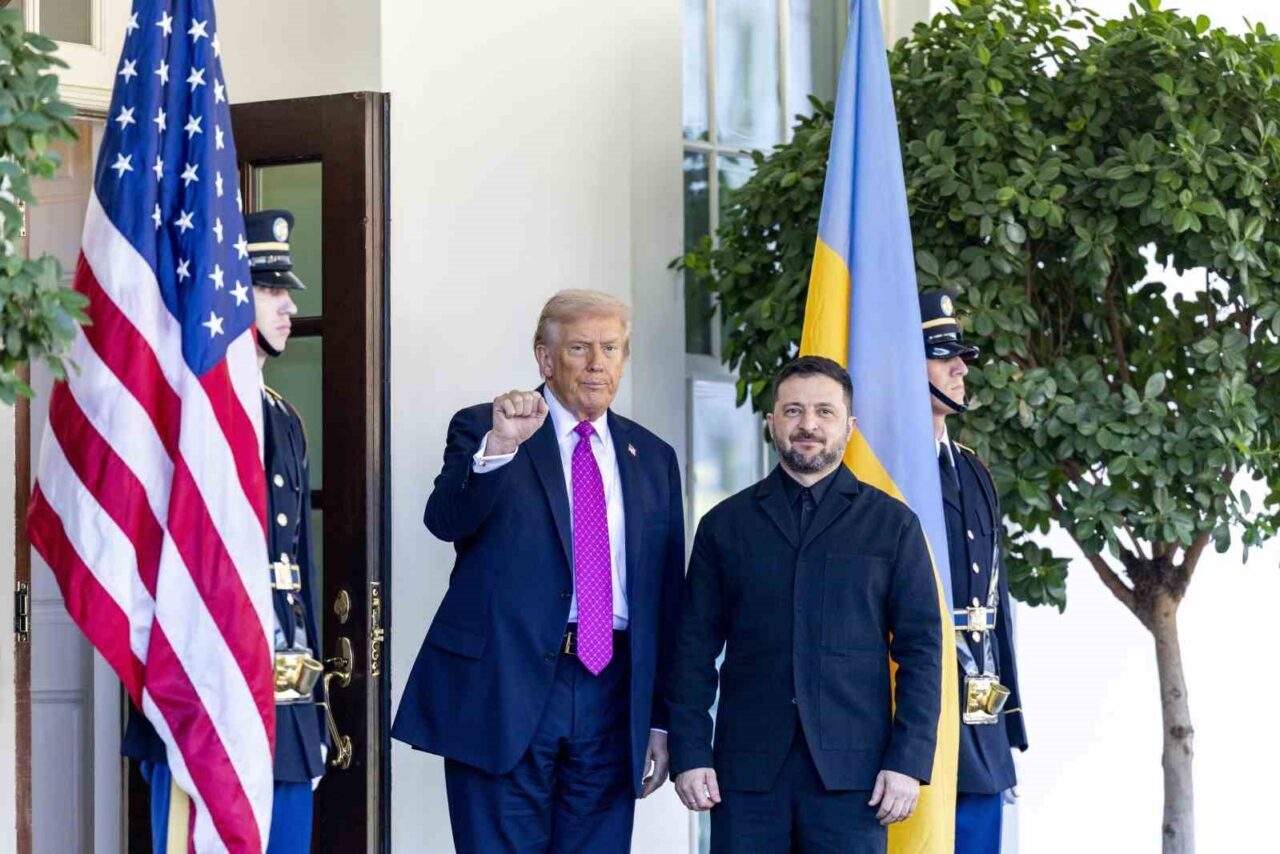 Ukrayna Devlet Başkanı Vladimir Zelenskiy, ABD Başkanı Donald Trump ile
