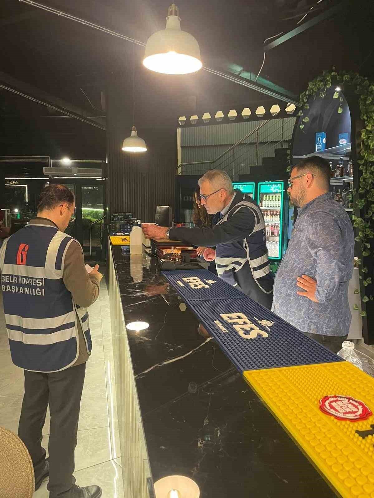 Zonguldak Defterdarlığı, üniversitelerin açılmasıyla birlikte hareketlenen gece hayatına yönelik denetimler