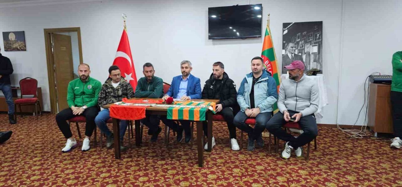 Artvin'de Murgul Belediyespor ile Rize Atletik 1973 Spor'un karşılaştığı olaylı