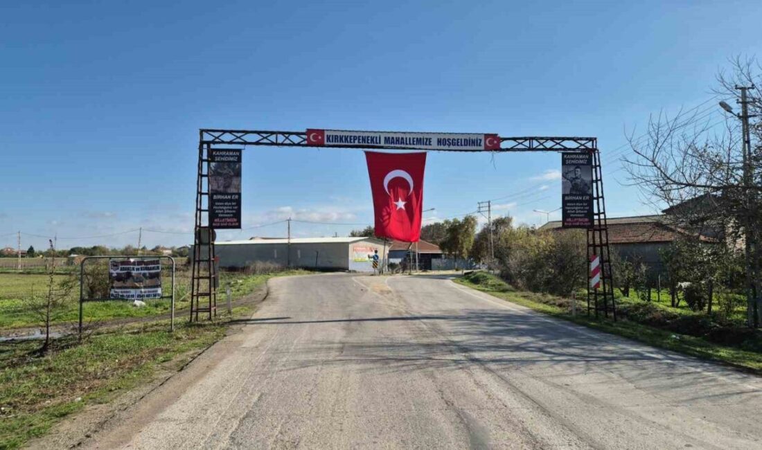 Şehit Hava Uçak Bakım Astsubay Kıdemli Başçavuş İlker Aykut İçin Kırkkepenekli Mahallesi’nde Mevlit Töreni Düzenlendi Azerbaycan'dan dönerken düşen askeri kargo uçağında şehit olan Hava Uçak