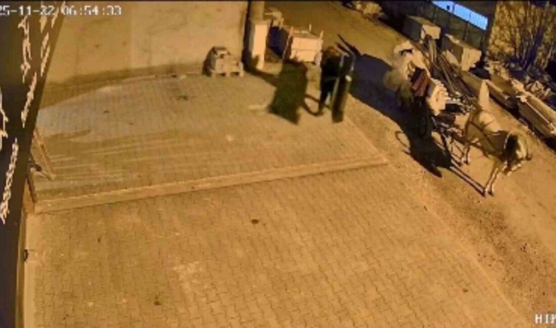 Eskişehir’de 35 Bin TL Değerinde Hırsızlık Olayı, Şüpheliler Çabuk Yakalandı Eskişehir'de 22 Kasım'da bir işletmeden 35 bin TL değerinde malzeme