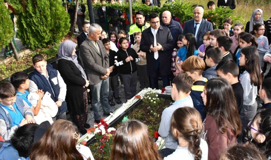 Zonguldak’ın Alaplı ilçesindeki Şehit Recep Turan Ortaokulu’nun 5. sınıf öğrencileri,