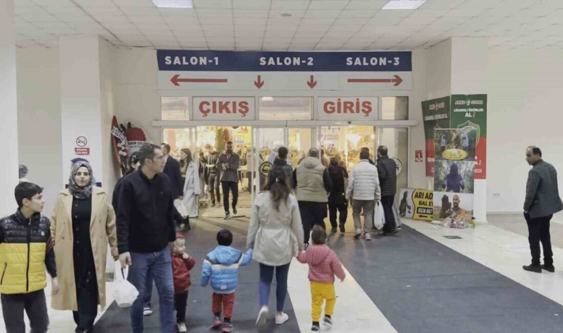 Diyarbakır’da 7. Mezopotamya Gurme ve Yöresel Lezzetler Fuarı Büyük İlgiyle Tamamlandı Diyarbakır'da düzenlenen 7. Mezopotamya Gurme ve Yöresel Lezzetler Fuarı, 60