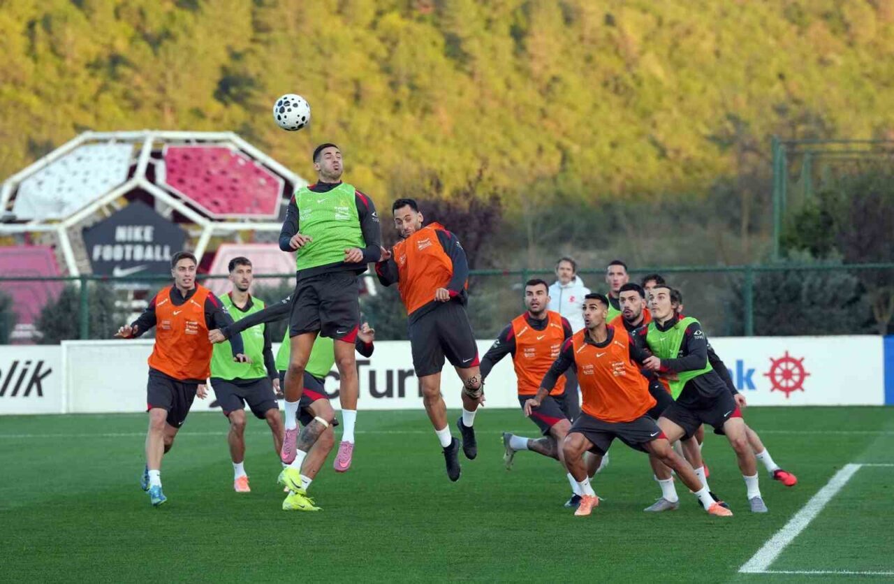 A Milli Takım, 15 Kasım'da Bulgaristan ile oynayacağı maç öncesi