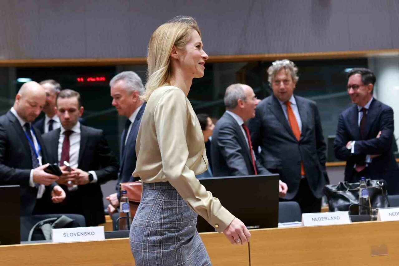 Belçika'nın Brüksel kentinde toplanan Avrupa Birliği dışişleri bakanları, Ukrayna'daki savaşın