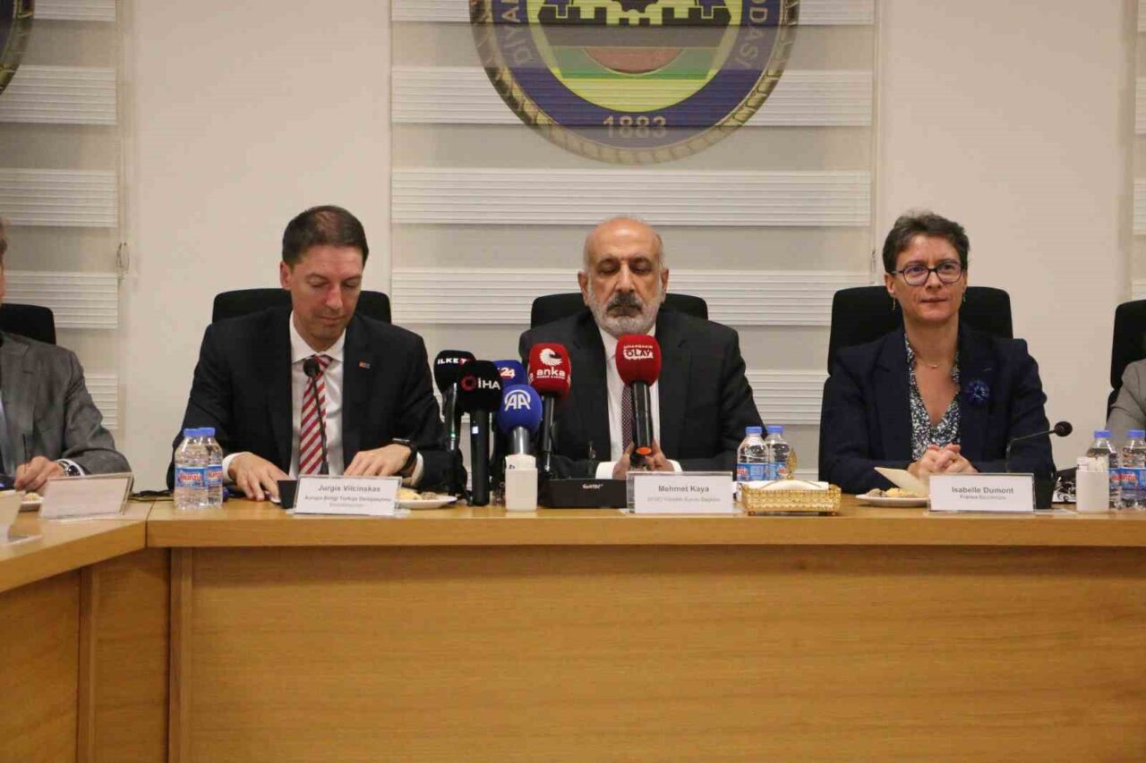 Avrupa Birliği Türkiye Delegasyonu Maslahatgüzarı Jurgis Vilcinskas liderliğindeki heyet, Diyarbakır