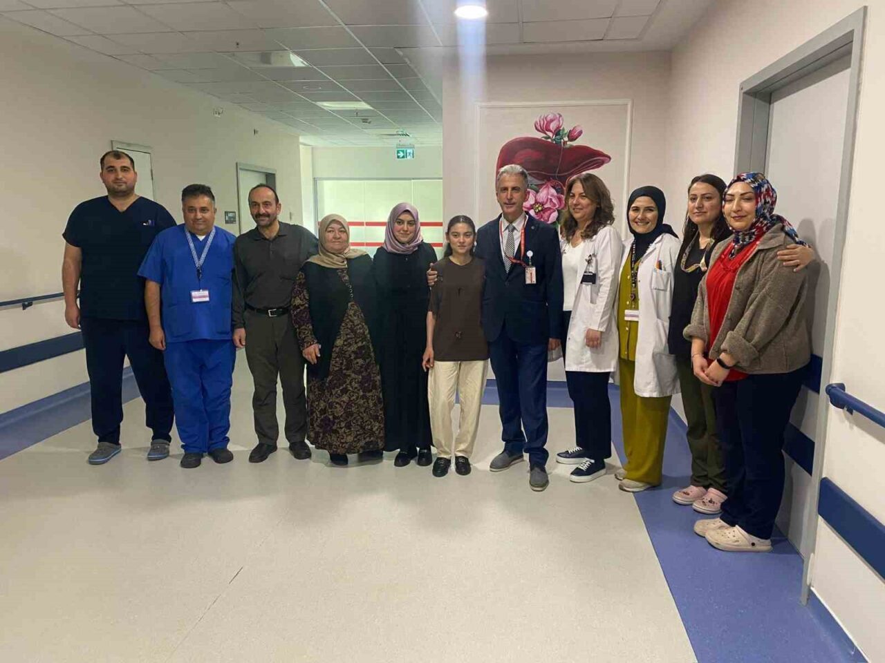 Ankara Bilkent Şehir Hastanesi'nde karaciğer nakli olan tıp öğrencisi Neslihan