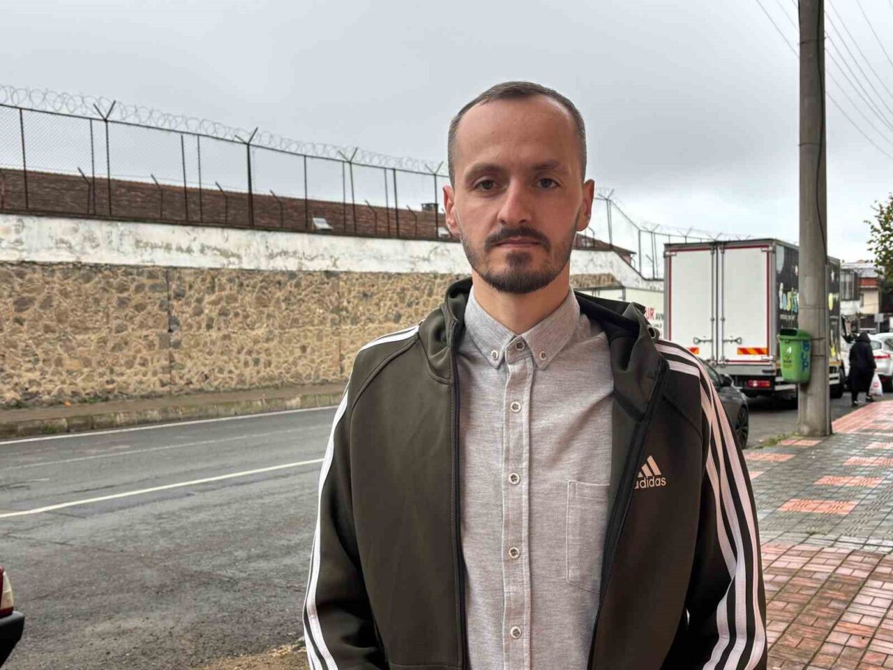 Murat Köroğlu, 5 yıllık hapisten sonra tahliye olduktan sonra gençlere