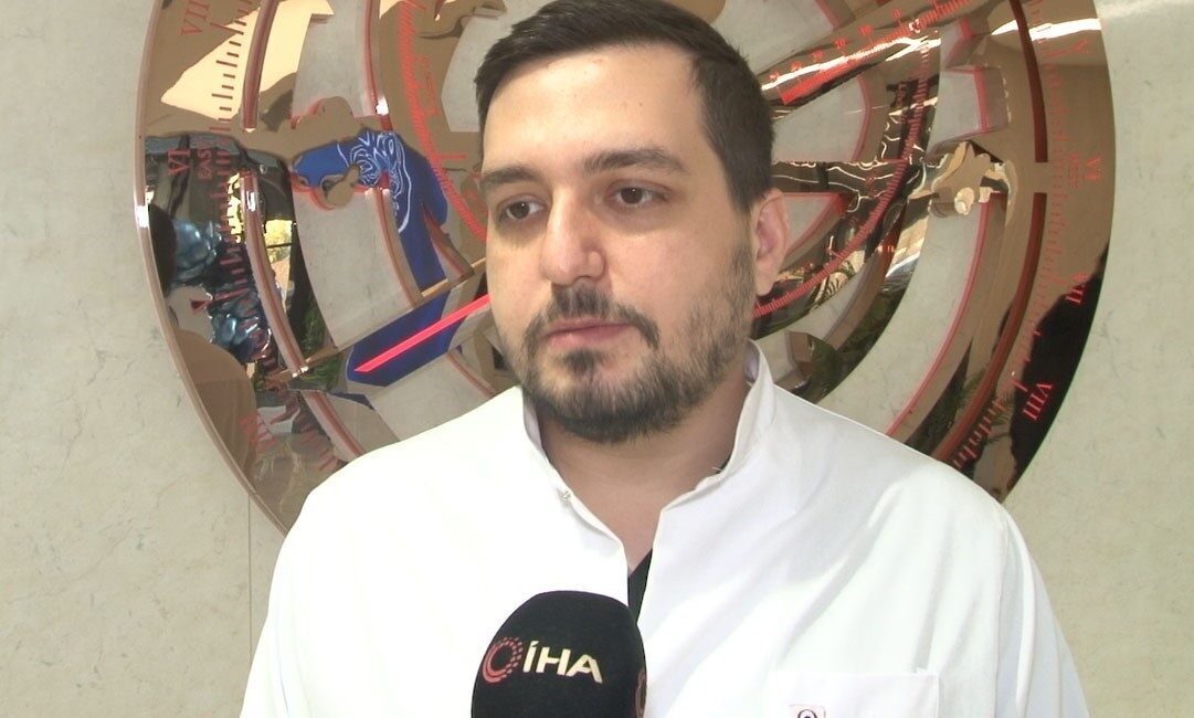 Gıda zehirlenmesi vakaları artarken, uzmanlar Acil Tıp Uzmanları Dr. Alp