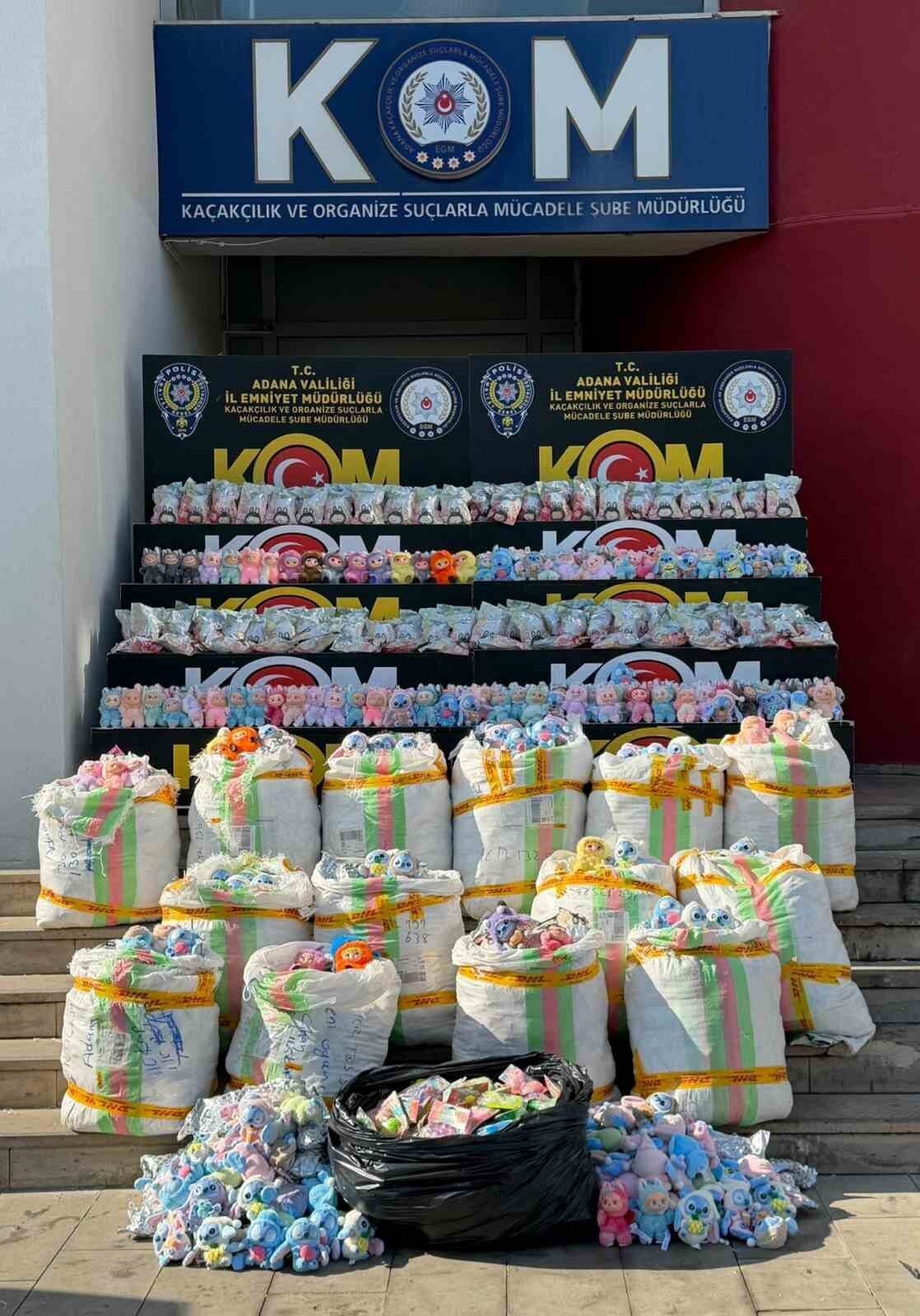 Adana’da 2 Milyon TL Değerinde Gümrük Kaçağı 2 Bin 605 Pelüş Oyuncak Ele Geçirildi