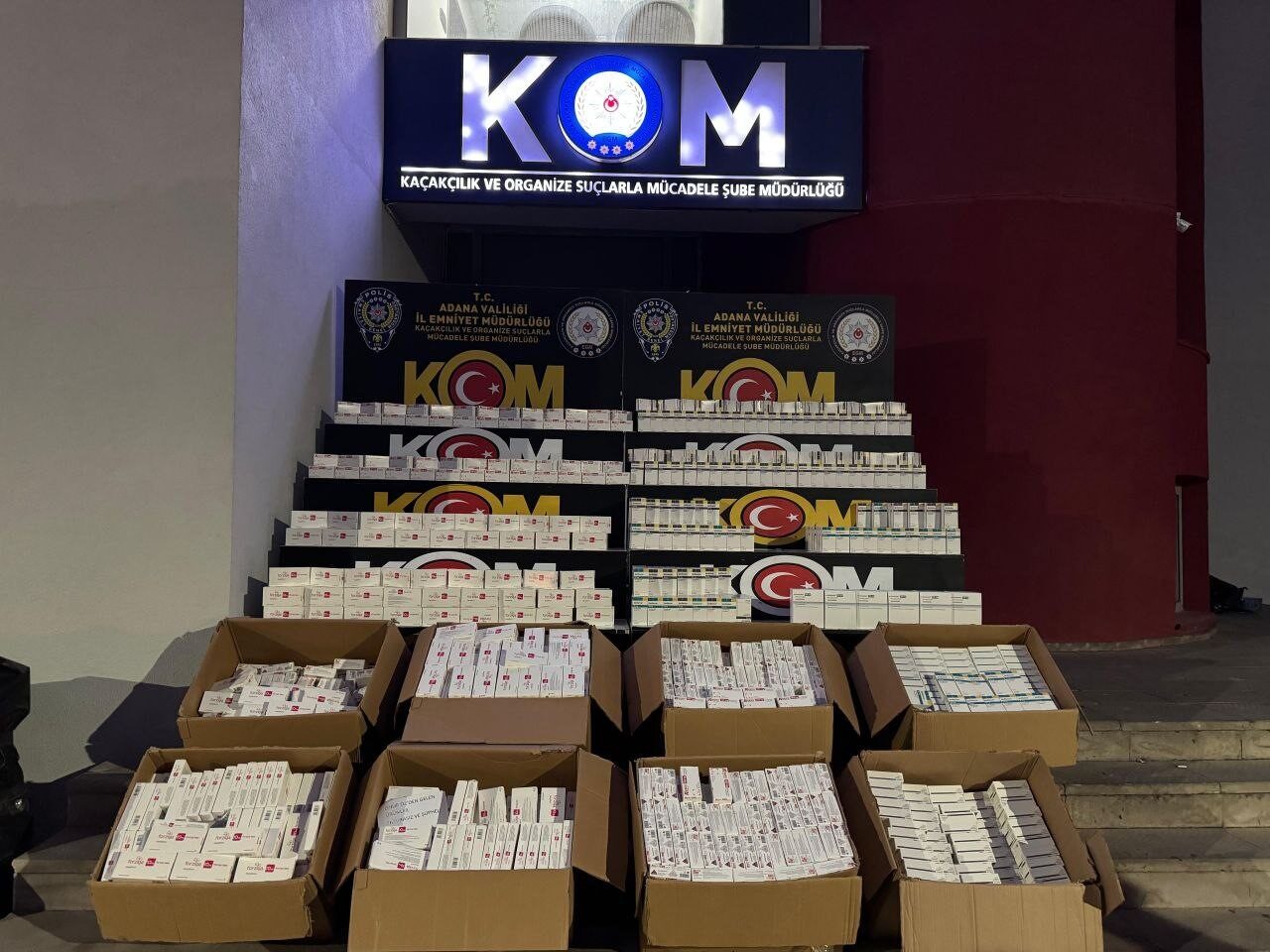 Adana'da polis, Seyhan ilçesindeki bir evde yaptığı operasyonda 107 bin