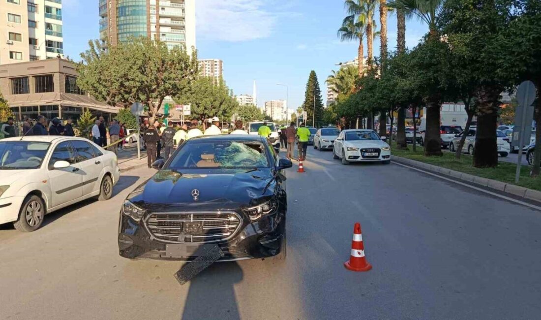Adana’da Yaya Geçidinde Bisikletli Çocuğa Lüks Araç Çarptı, Sürücü Olay Yerinden Kaçtı Adana'nın Seyhan ilçesinde, 12 yaşındaki Miraç Çam, yaya geçidinden bisikletle