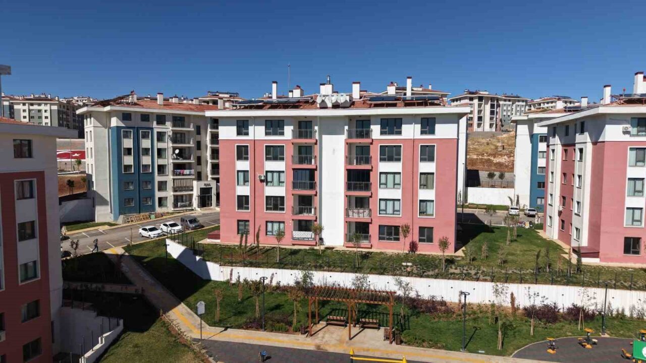 Çevre, Şehircilik ve İklim Değişikliği Bakanlığı, Adıyaman'da 350 bininci konutun