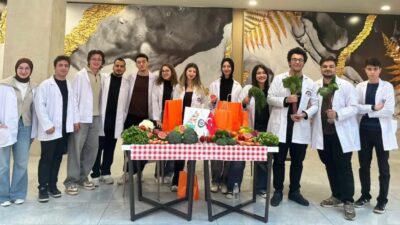 Aydın Adnan Menderes Üniversitesi Tıp Fakültesi Dönem 1 öğrencileri, sağlıklı