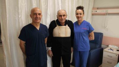 Afyonkarahisar Devlet Hastanesi, 63 yaşındaki bir erkek hastaya, aort kapağı