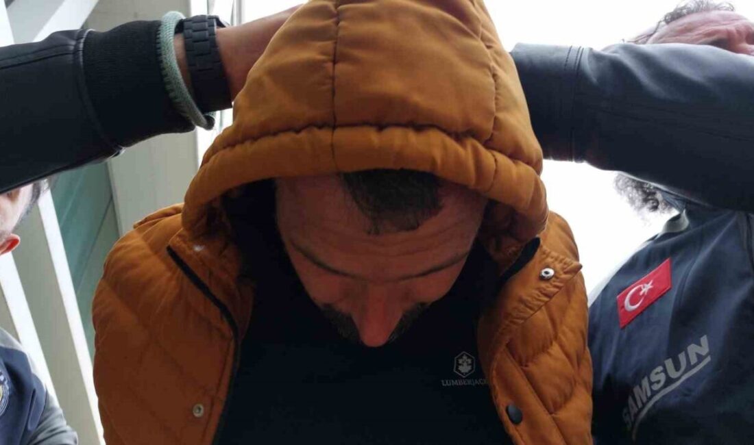 Samsun’da Boşanma Aşamasındaki Eşini Sokak Ortasında Vuran Sanık Ağırlaştırılmış Müebbet Cezasına Çarptırıldı Samsun Canik'te, 15 Nisan'da Emrah Akpınar, boşanma aşamasındaki eşi Emine