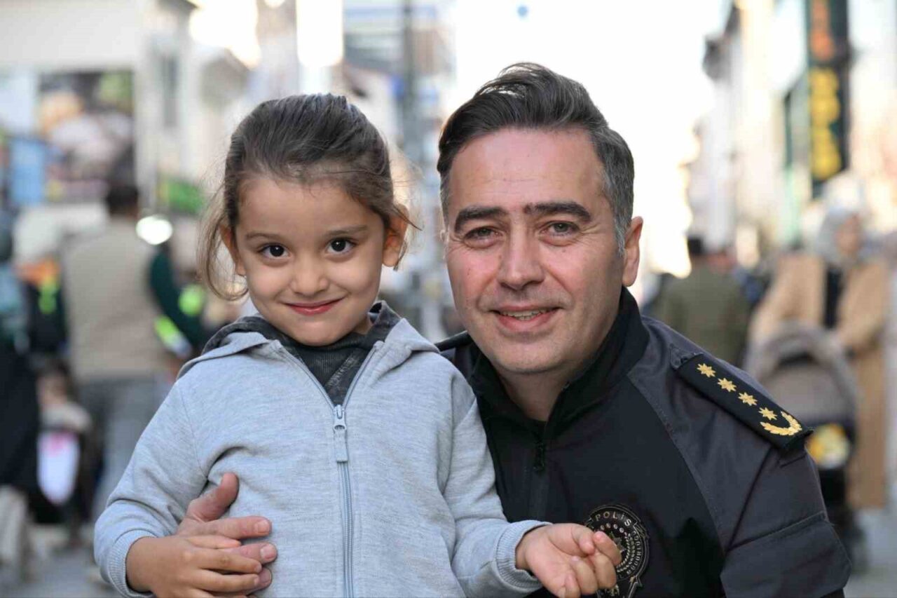 Ağrı İl Emniyet Müdürü Göksel Önder, kent merkezinde güvenlik önlemlerini