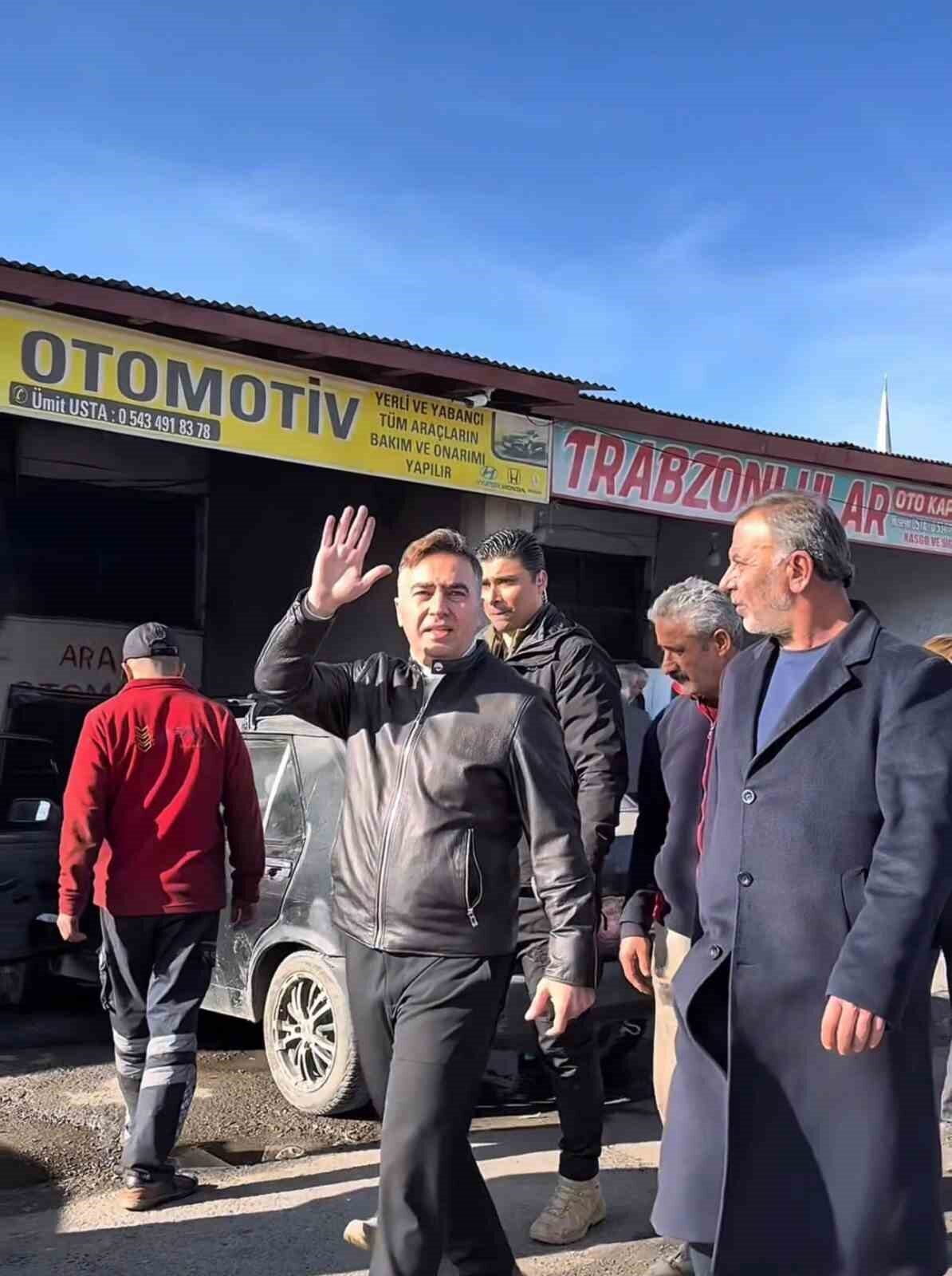 Ağrı İl Emniyet Müdürü Göksel Önder, Oto Sanayi Sitesi'ni ziyaret