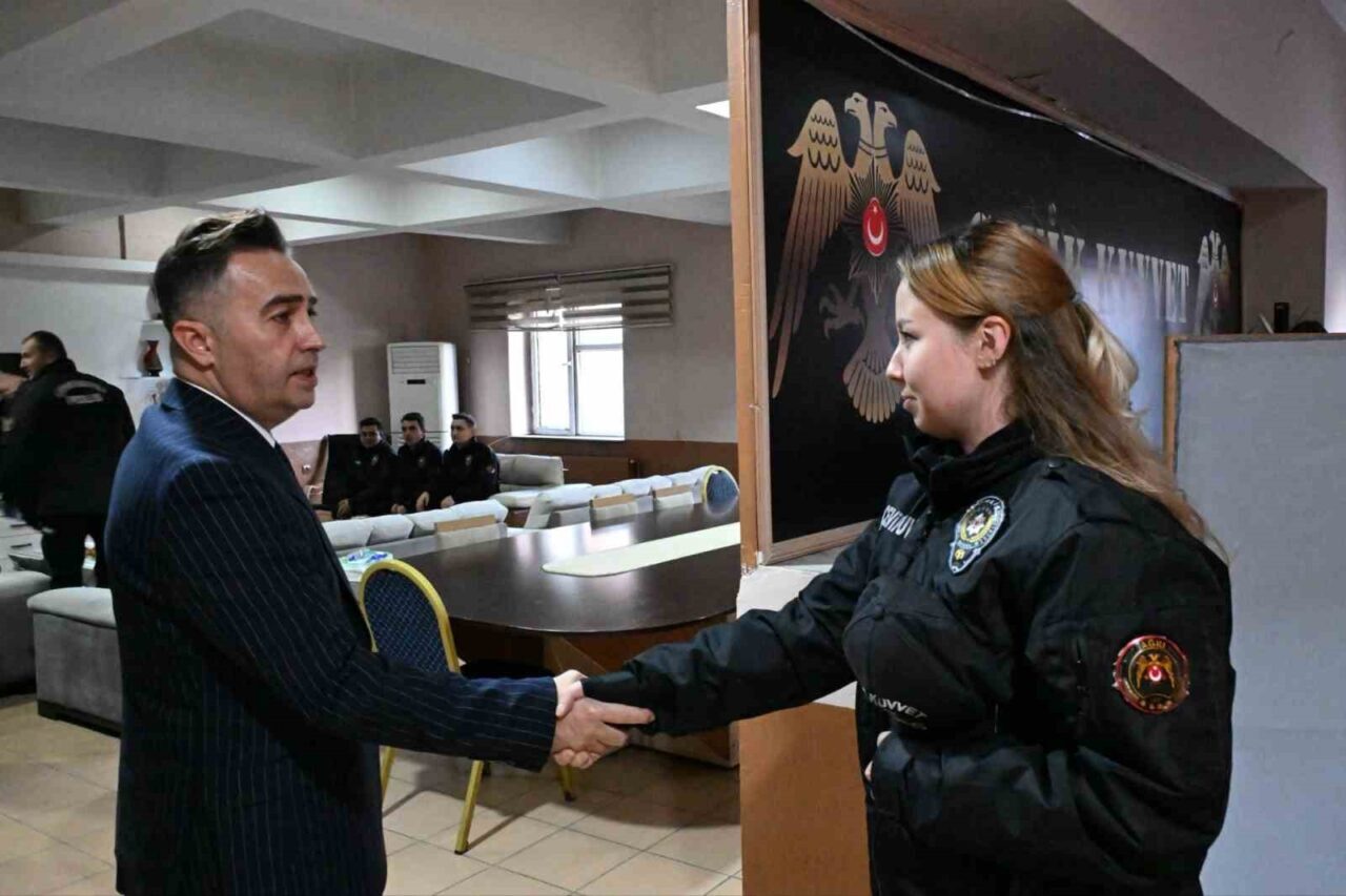 Ağrı İl Emniyet Müdürü Göksel Önder, Çevik Kuvvet Şube Müdürlüğü’nü