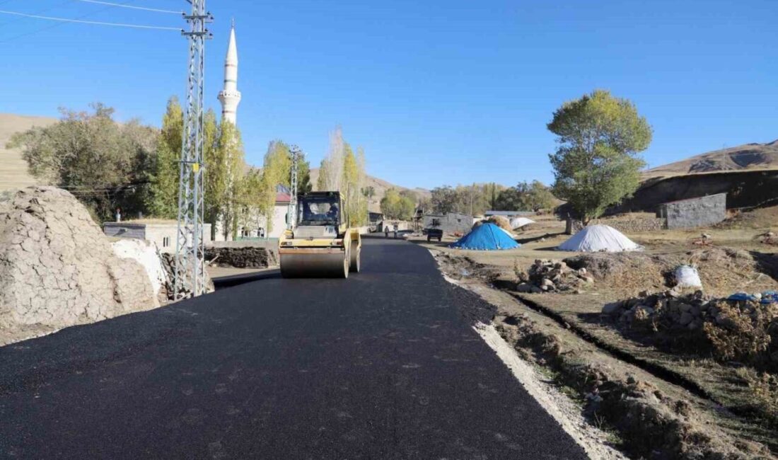 Ağrı Valiliği ve İl Özel İdaresi işbirliğiyle, Doğubayazıt'ta 5,3 kilometrelik