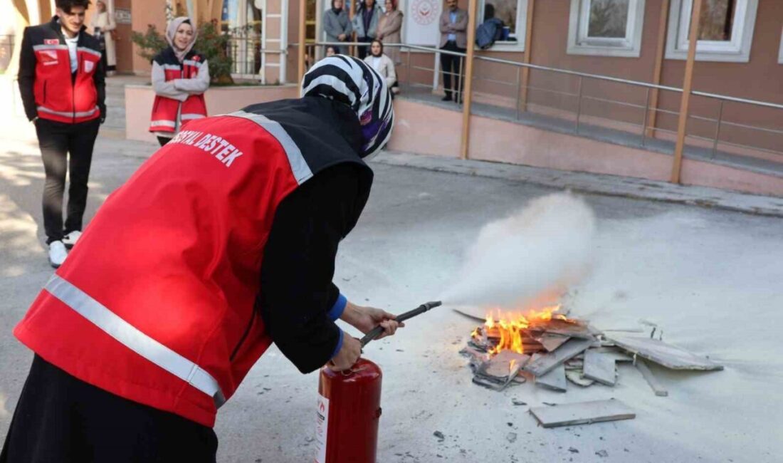 Erzurum'da Aile ve Sosyal Hizmetler İl Müdürlüğü ile AFAD, afet