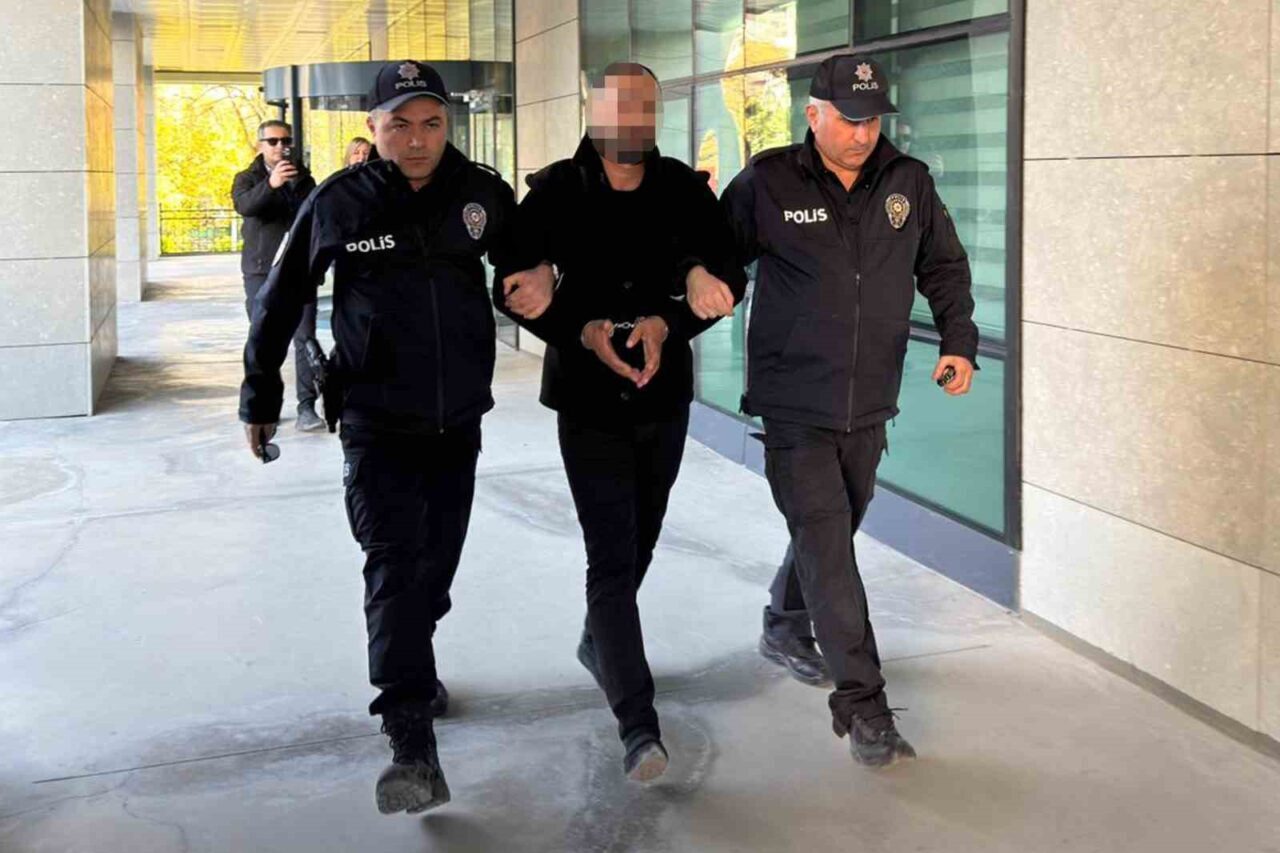 Kırıkkale'de E.D. (37) adlı sürücü, tehlikeli manevralar yaparak bir ailenin