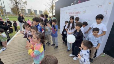 Başakşehir Millet Bahçesi'nde düzenlenen "81 Hayal Bir Türkiye" programında AK