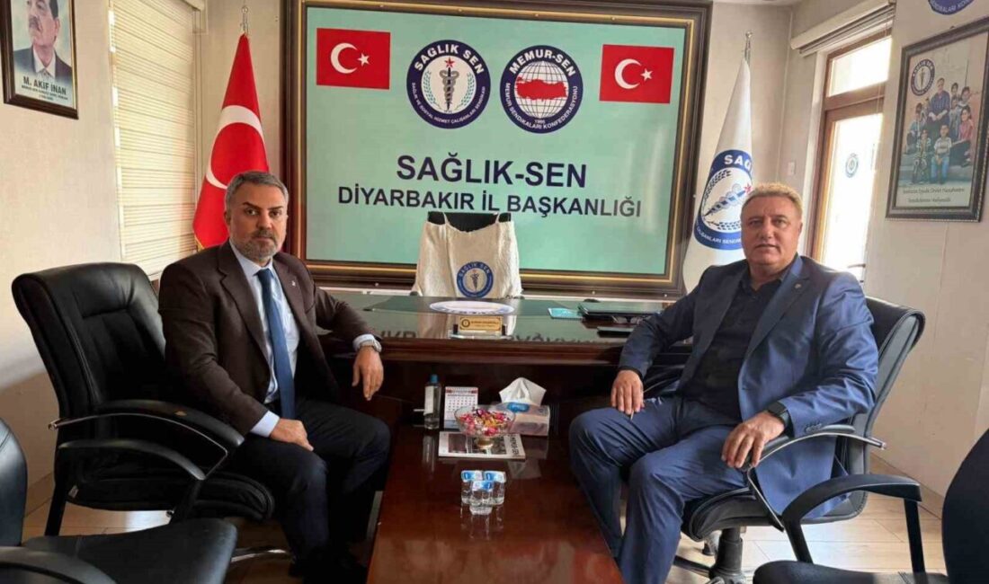 Ferit Avcıkıran, Diyarbakır’da STK Temsilcileri ve Vakıf Yöneticileriyle Bir Araya Geldi Diyarbakır'da AK Parti Bağlar İlçe Başkanı Ferit Avcıkıran, STK temsilcileri