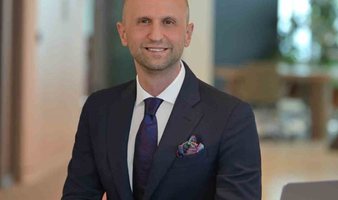 Akbank ve TurkishWIN, kadın KOBİ'lere destek için BinYaprak Kadın Girişimci