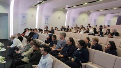 Medipol Sağlık Grubu, Akciğer Kanseri Farkındalık Ayı kapsamında düzenlediği panelde