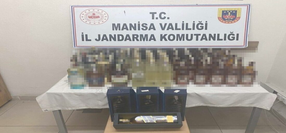 Manisa'nın Akhisar ilçesinde jandarma ve JASAT ekiplerinin düzenlediği operasyonda 80