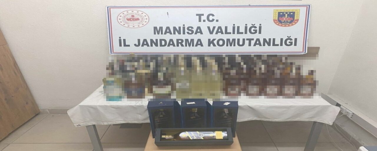 Manisa'nın Akhisar ilçesinde jandarma ve JASAT ekiplerinin düzenlediği operasyonda 80
