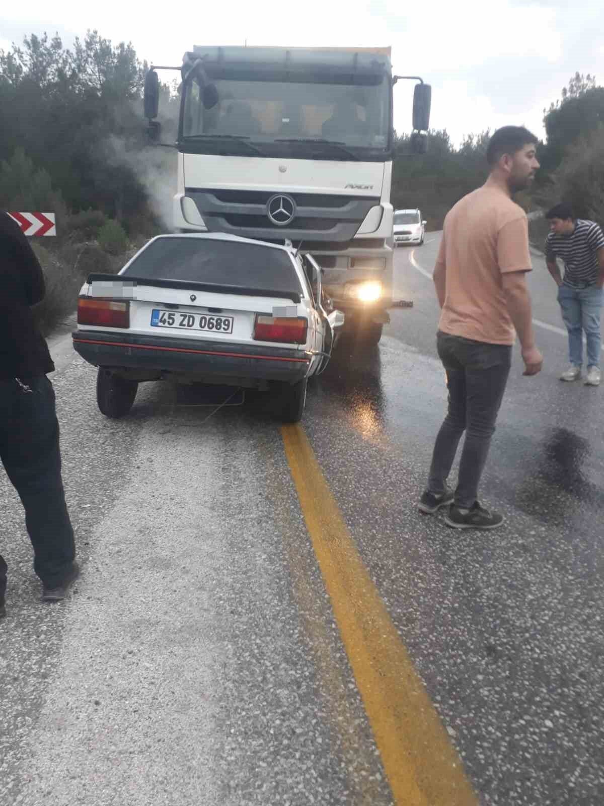Manisa'nın Akhisar ilçesinde meydana gelen trafik kazasında, Ali İhsan K.
