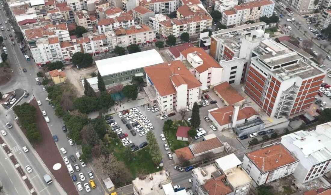 Akhisar Mustafa Kirazoğlu Devlet Hastanesi, lazerle böbrek taşı kırma tedavisini