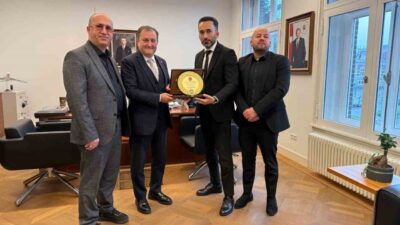 Kayserili İşverenler Birliği (AKİB) yönetimi, Amsterdam Başkonsolosu Mahmut Burak Ersoy’u