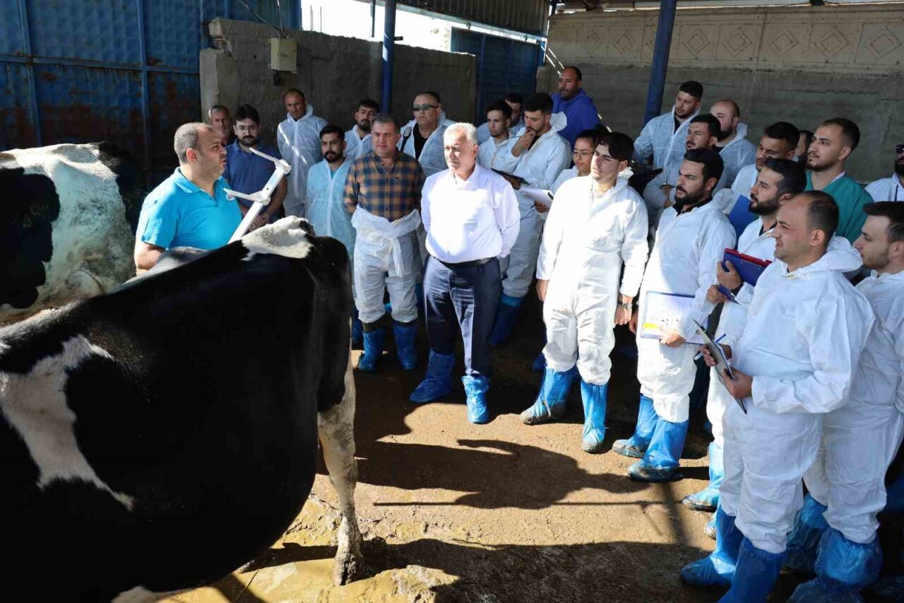 Aksaray'da, Türkiye genelinden 60 ilin Damızlık Sığır Yetiştiricileri Birliği personeline