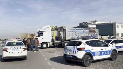 Aksaray'da tırların çarpışması sonucu 42 yaşındaki K.B. yaralandı. Yavuz Sultan