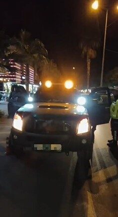 Antalya'nın Alanya ilçesinde, Konaklı Mahallesi’nde çakar lamba ile araç kullandığı
