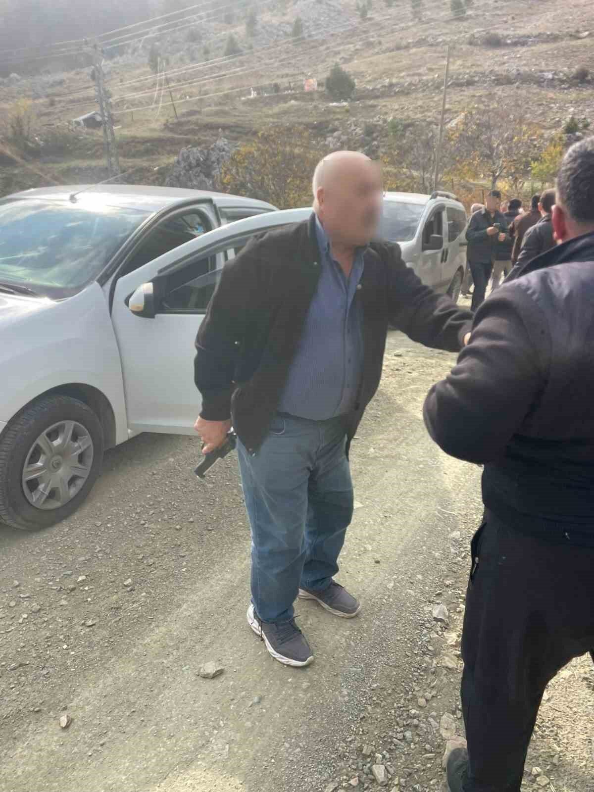 Alanya'nın Hocalar Mahallesi'nde muhtarlık seçiminden kaynaklanan husumet, eski muhtar İ.Ç.